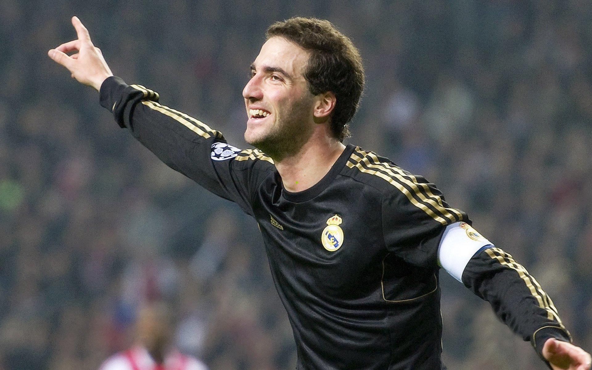 必看！卡扎灵动戏耍防线，谭龙超远吊射惊艳，王燊超世界波定乾坤